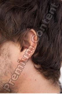 c0011 Man ear reference 0001